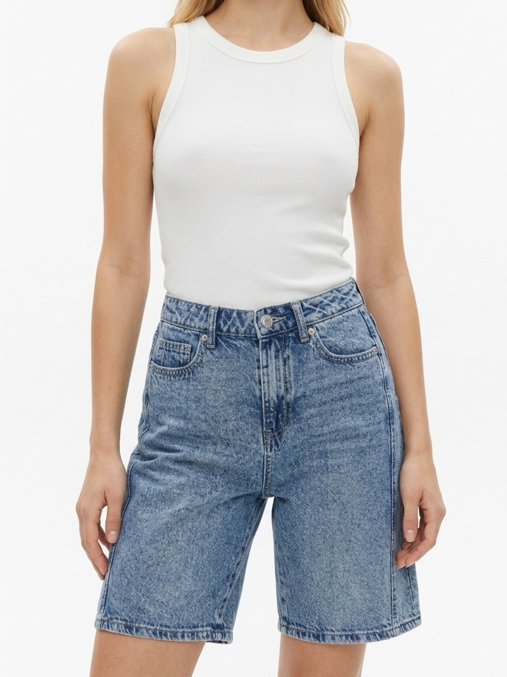 FOREVER 21 | High-Rise Light Blue Denim Baggy Bermuda Shorts Women’s Size 25 (0)
